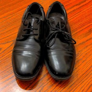 Stacey Adams dress shoes